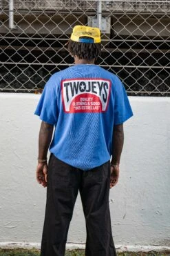 "Dos Estrellas" T-Shirt -Twojeys Sales Store B1370940