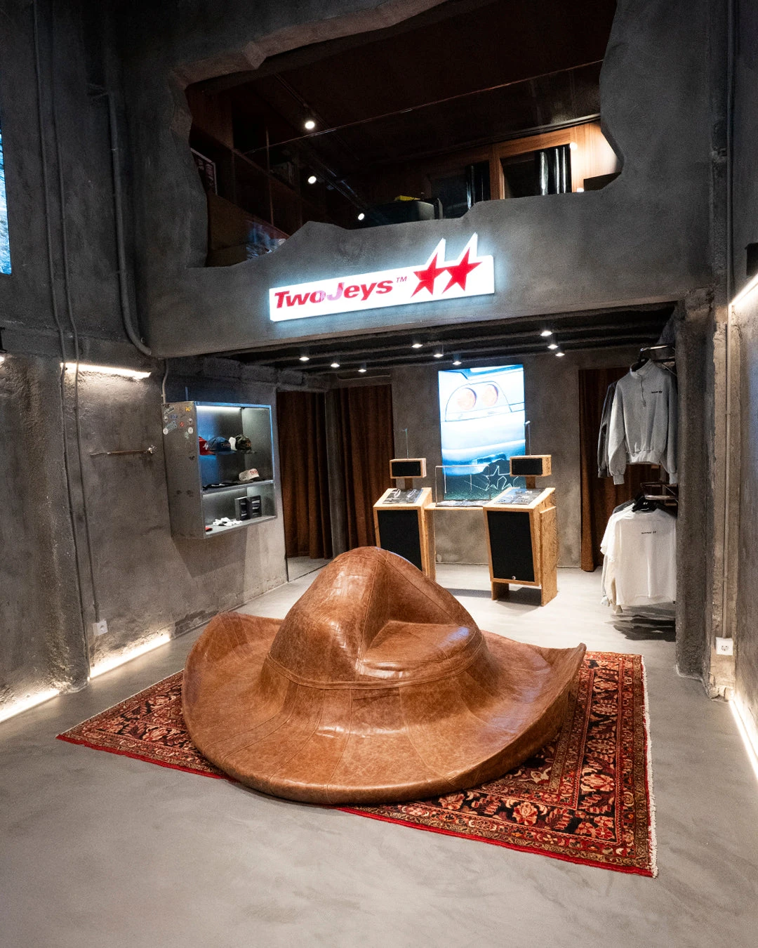 Cowboy Hat Sofa 4 Cowboy Hat Sofa - Image 2