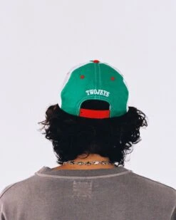 Pizza Cap -Twojeys Sales Store R1 05555 021A