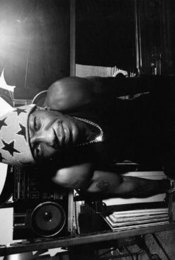 Icon Monogram Link Necklace -Twojeys Sales Store WhatsAppImage2024 12 10at21.08.23